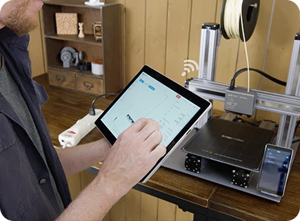 Snapmaker 2.0 easy to use with Wi-Fi and touchscreen